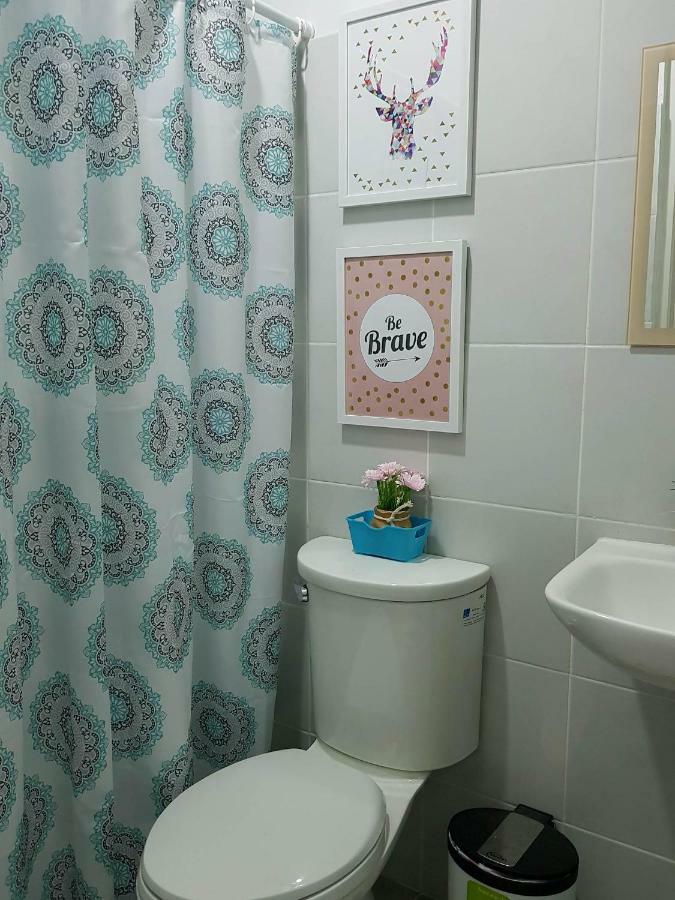 Cityscape Residences Unit 510 Bacolod Esterno foto